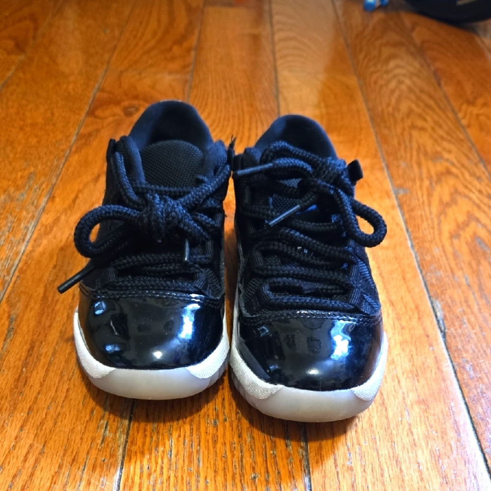 Jordan 11 Retro Low (PS) 'Space Jam' -   Size 12c